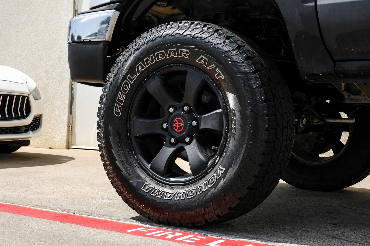 Toyota 4Runner Vehicle Main Gallery Image 41