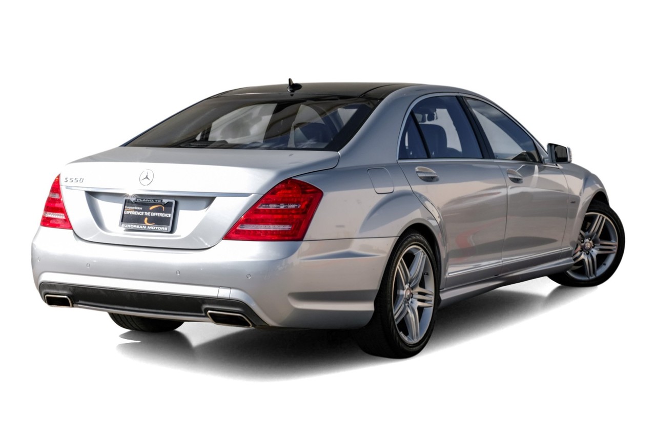 Mercedes-Benz S-Class Vehicle Main Gallery Image 09