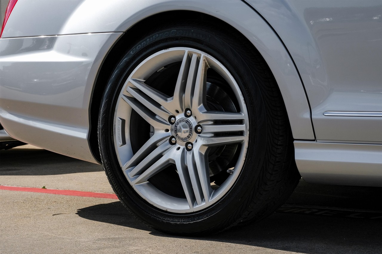 Mercedes-Benz S-Class Vehicle Main Gallery Image 48