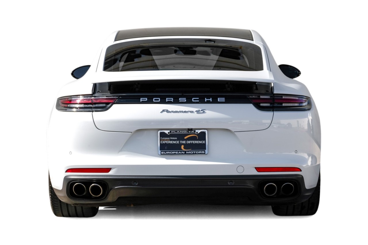 Porsche Panamera Vehicle Main Gallery Image 10