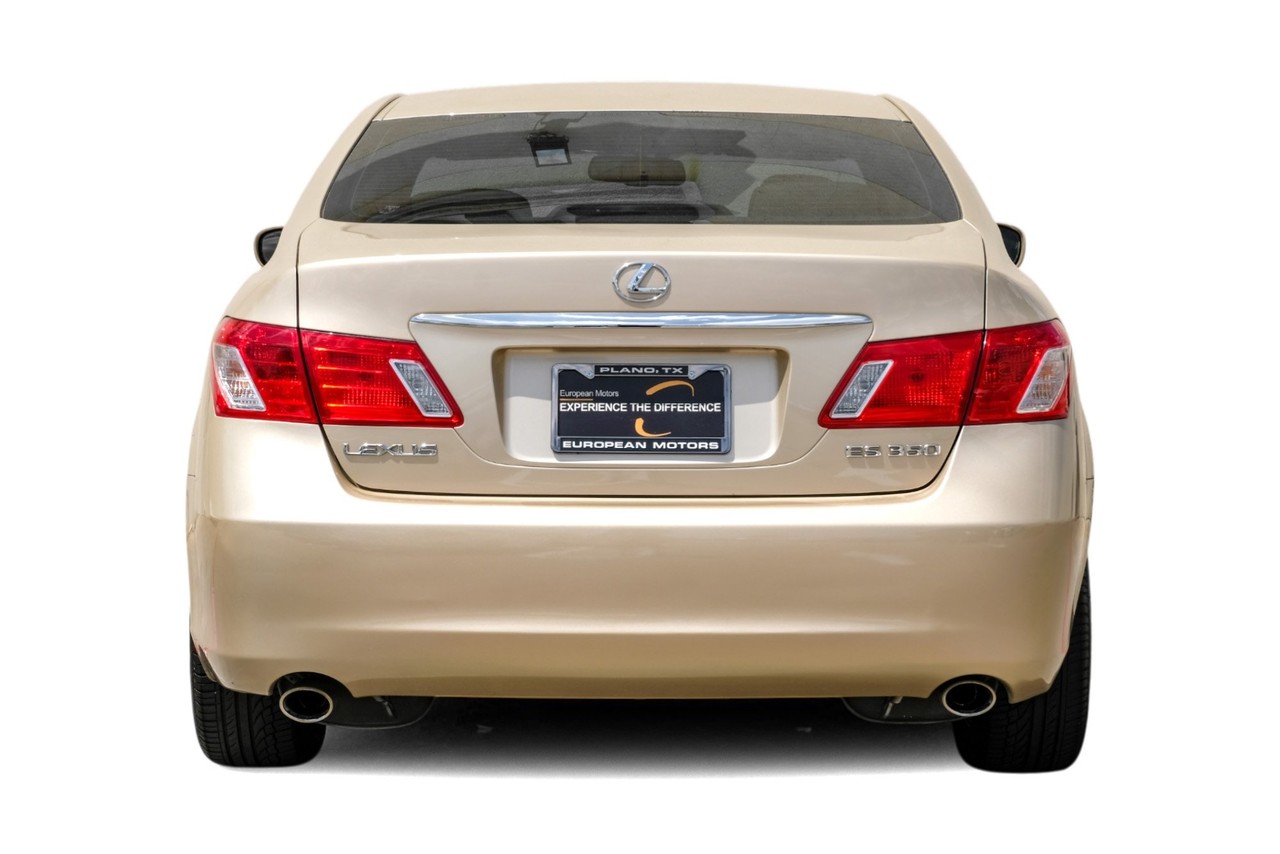 Lexus ES 350 Vehicle Main Gallery Image 10