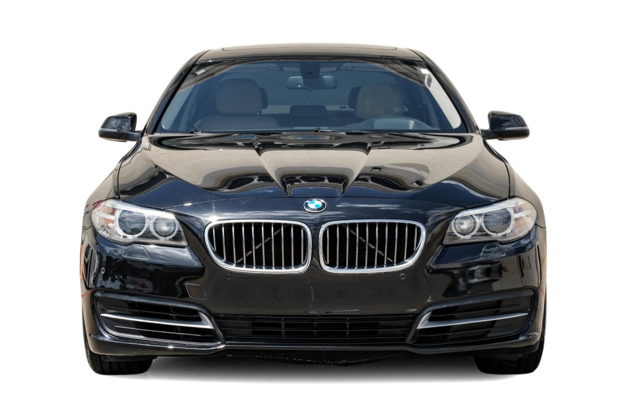 BMW 5 Series Vehicle Main Gallery Image 06