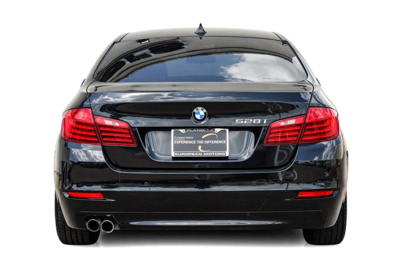 BMW 5 Series Vehicle Main Gallery Image 10