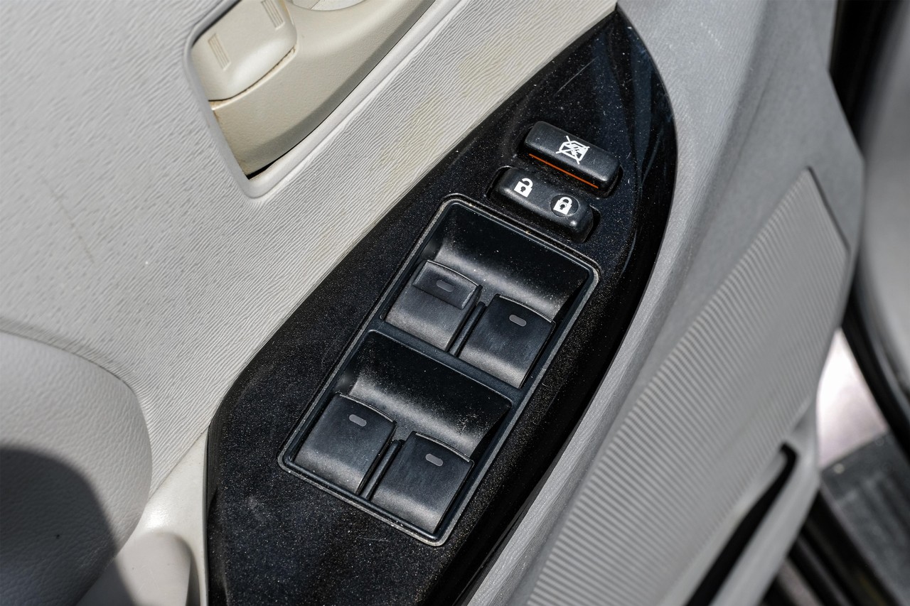 Toyota Sienna Vehicle Main Gallery Image 37