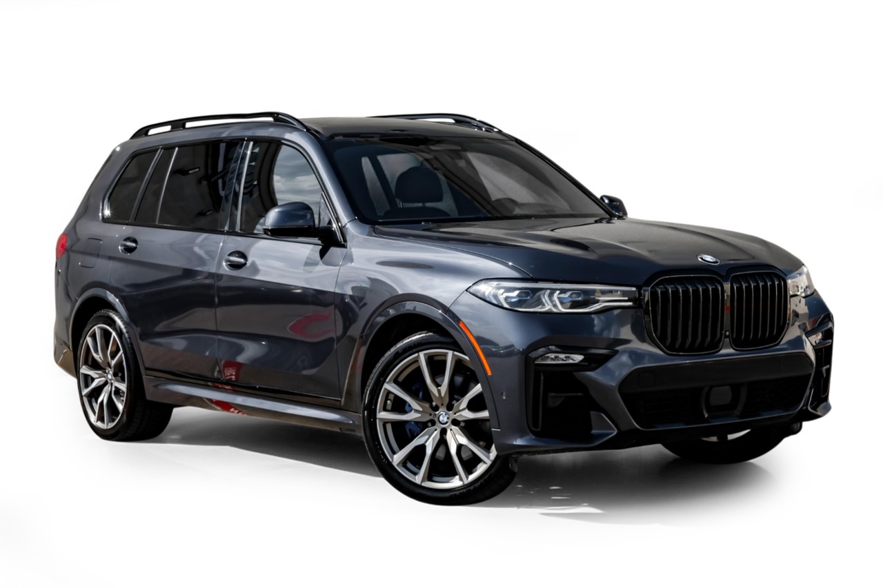 BMW X7 Vehicle Main Gallery Image 07