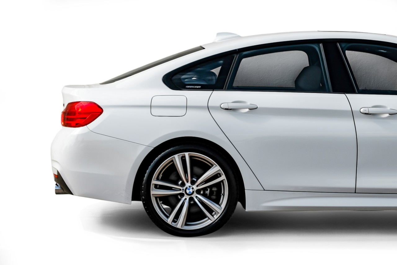 BMW 440i Gran Coupe Vehicle Main Gallery Image 09