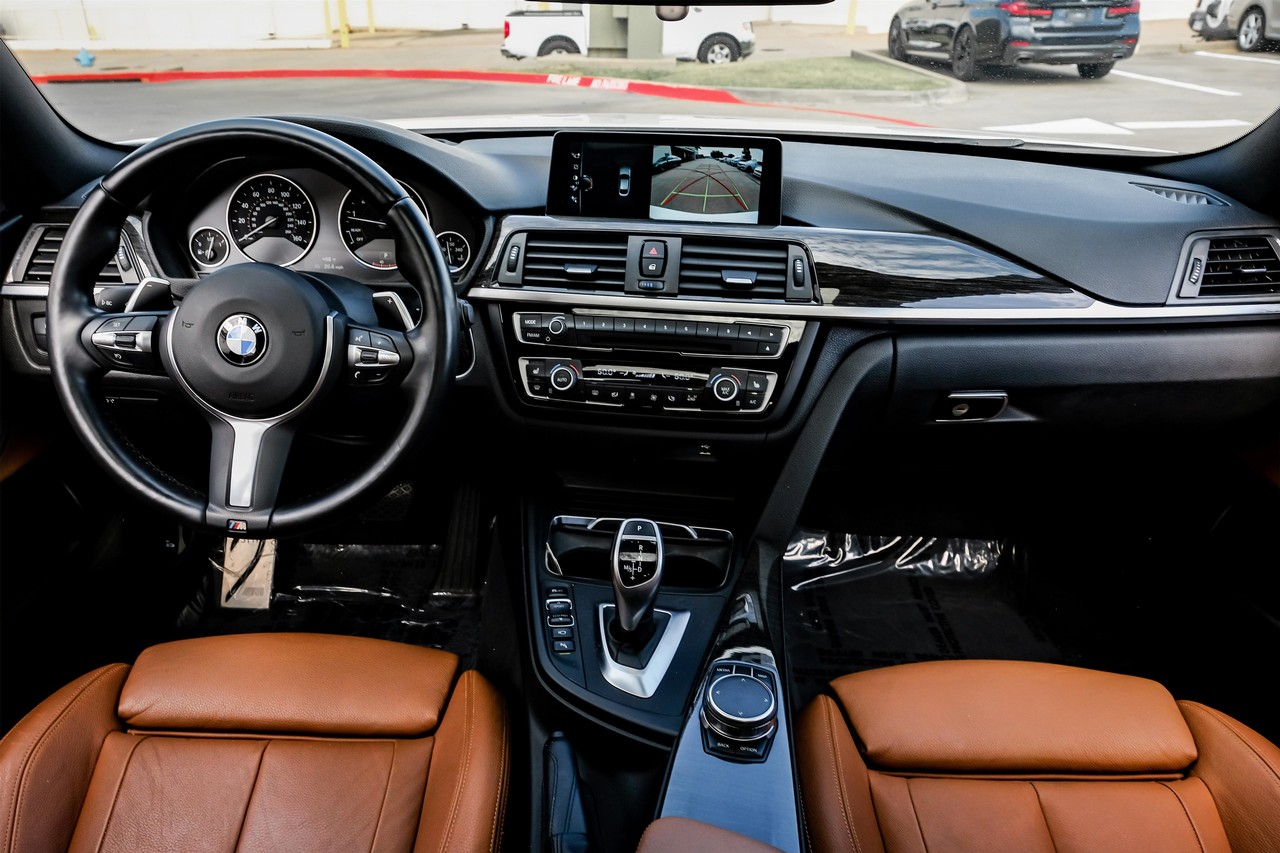 BMW 440i Gran Coupe Vehicle Main Gallery Image 18