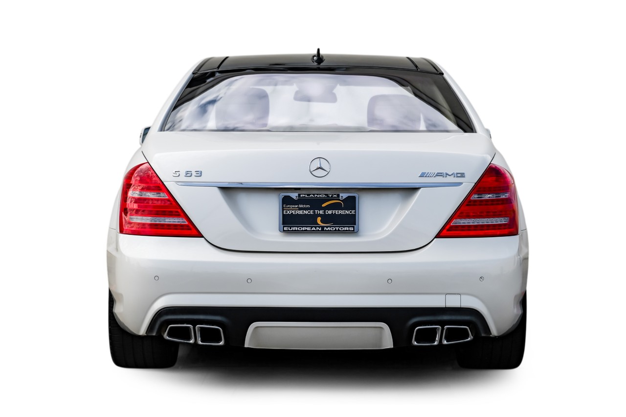 Mercedes-Benz S 63 AMG Vehicle Main Gallery Image 12