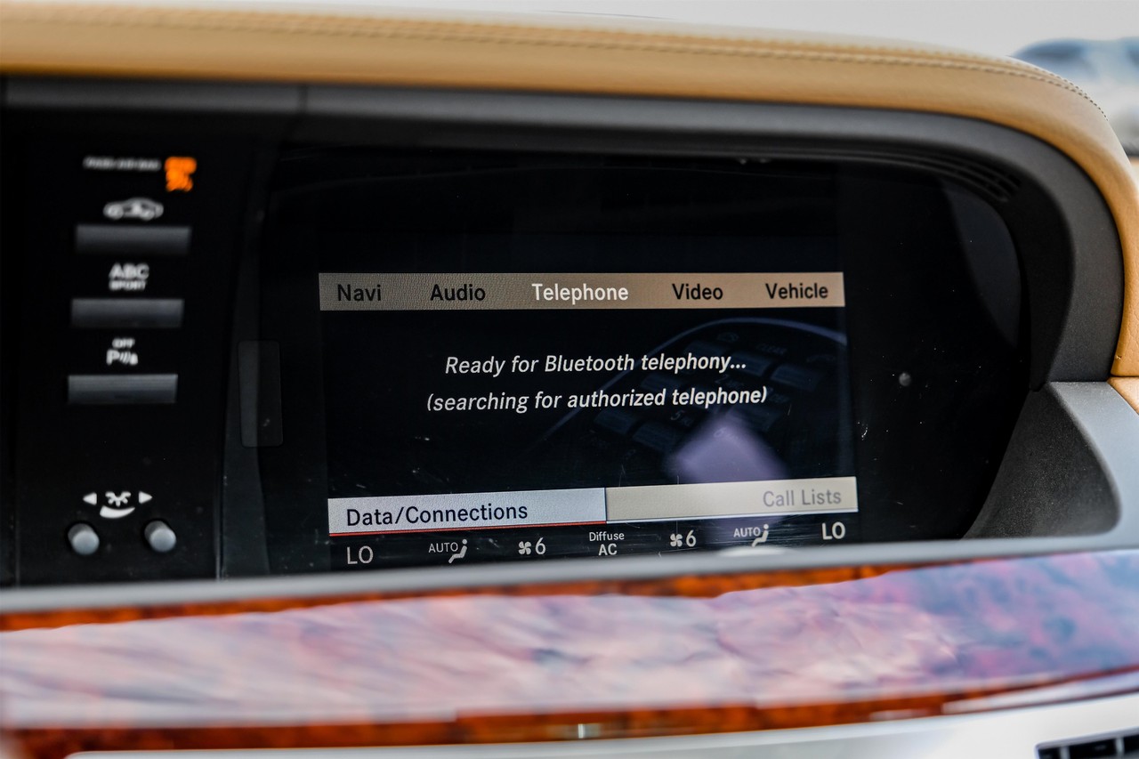 Mercedes-Benz S 63 AMG Vehicle Main Gallery Image 38