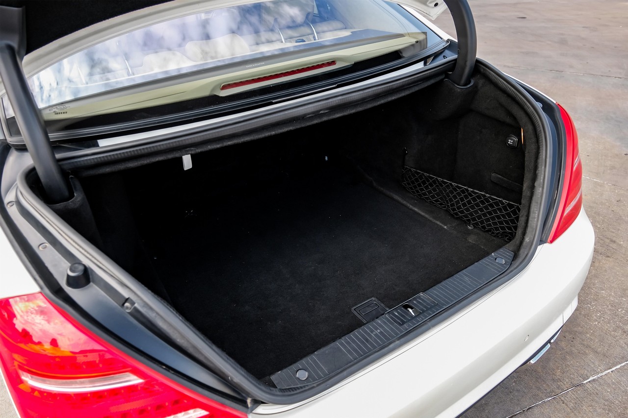 Mercedes-Benz S 63 AMG Vehicle Main Gallery Image 64