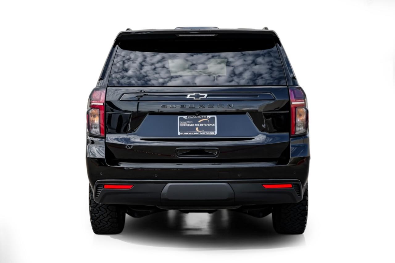Chevrolet Suburban Vehicle Main Gallery Image 12