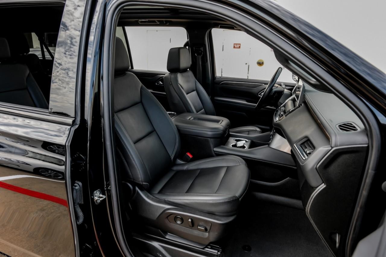 Chevrolet Suburban Vehicle Main Gallery Image 38