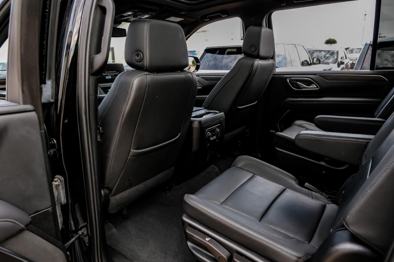 Chevrolet Suburban Vehicle Main Gallery Image 42