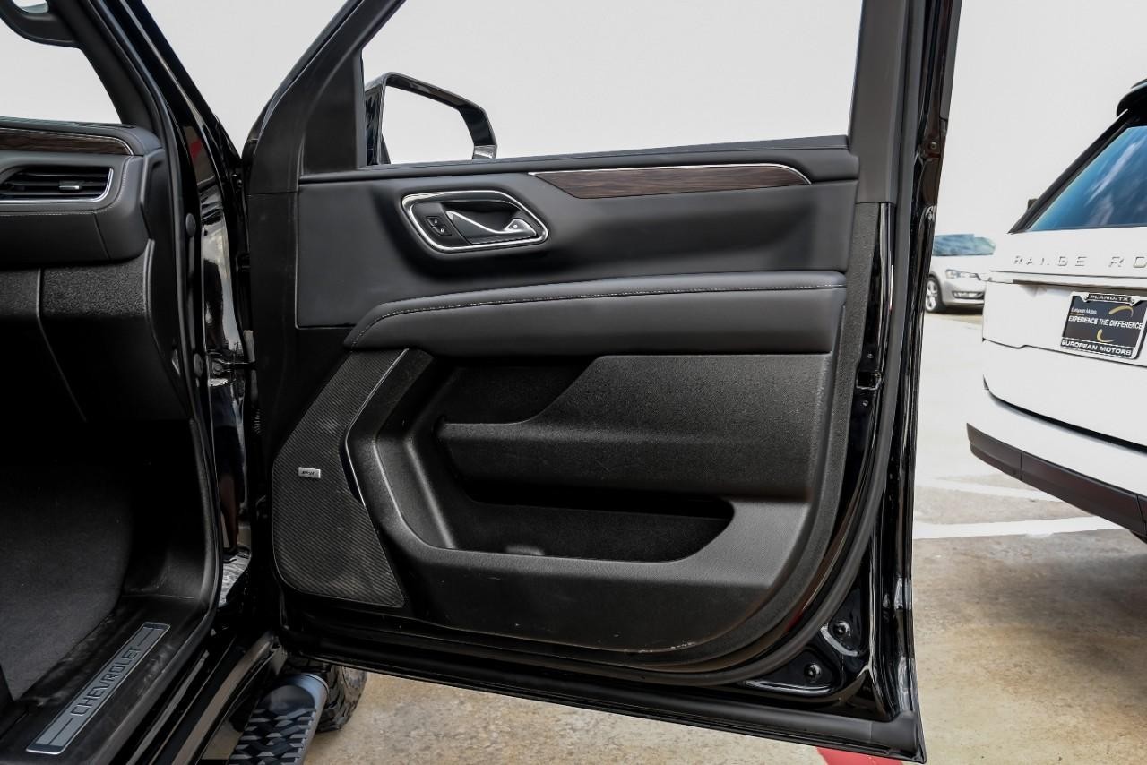 Chevrolet Suburban Vehicle Main Gallery Image 50