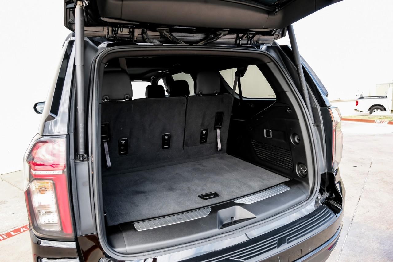Chevrolet Suburban Vehicle Main Gallery Image 59