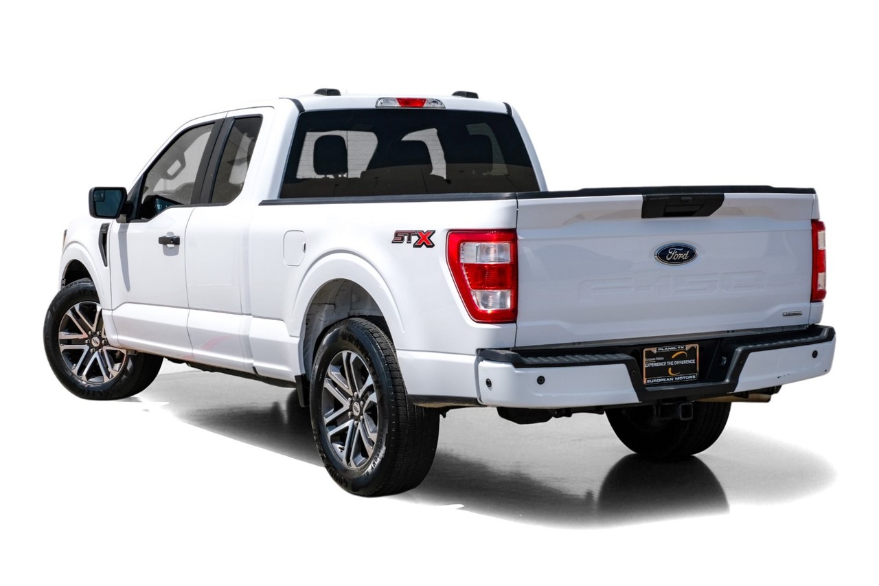Ford F-150 Vehicle Main Gallery Image 10