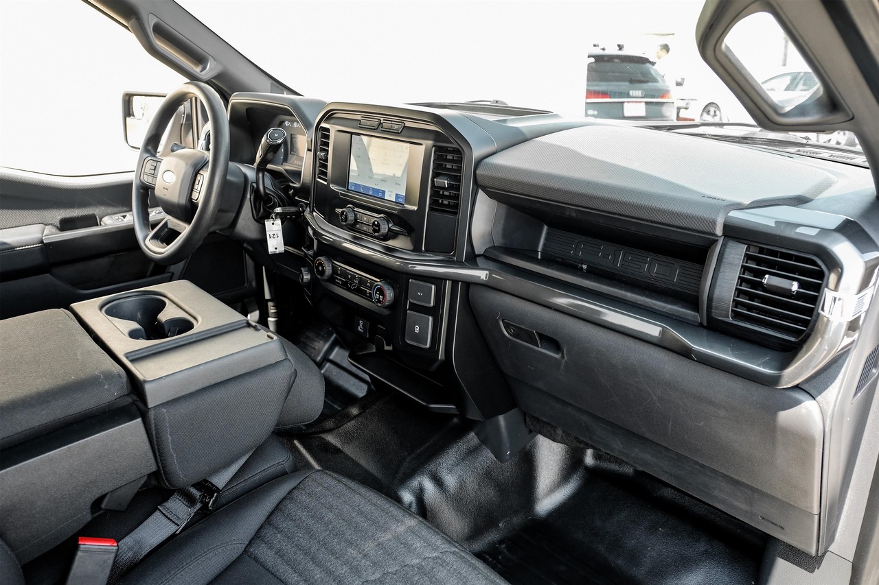 Ford F-150 Vehicle Main Gallery Image 12