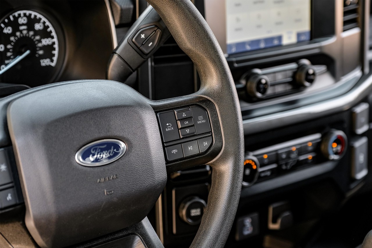 Ford F-150 Vehicle Main Gallery Image 17