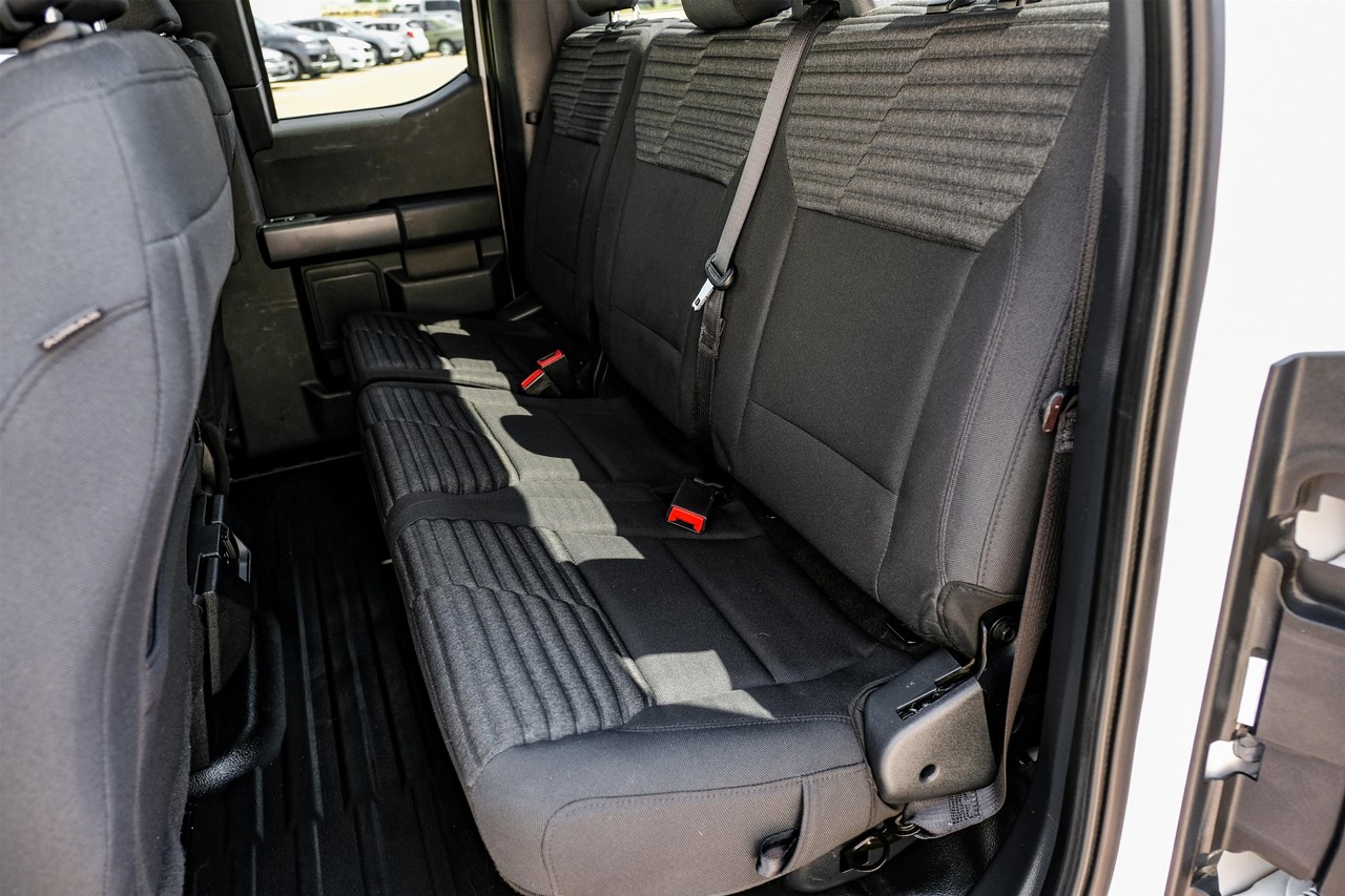 Ford F-150 Vehicle Main Gallery Image 35