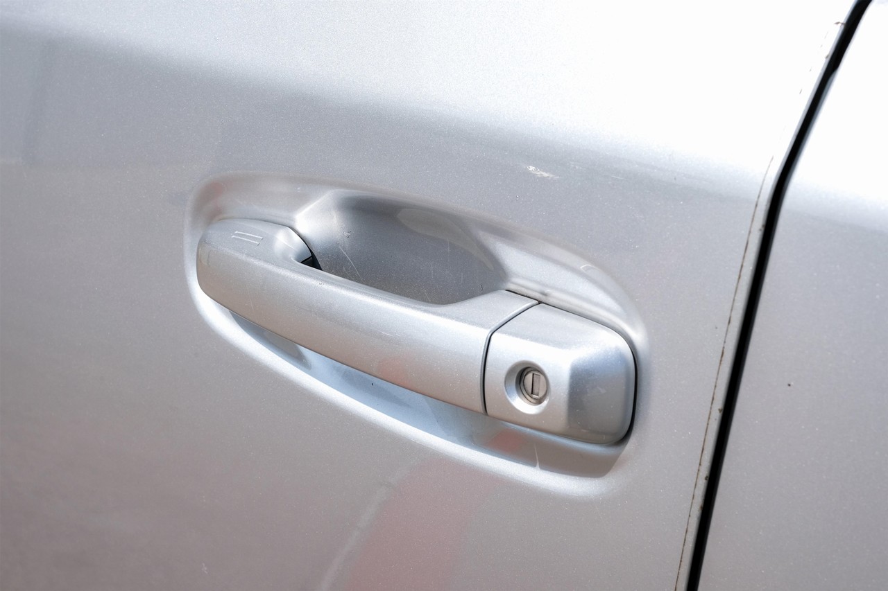 Toyota 4Runner Vehicle Main Gallery Image 37