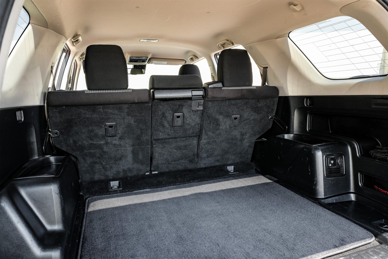 Toyota 4Runner Vehicle Main Gallery Image 47