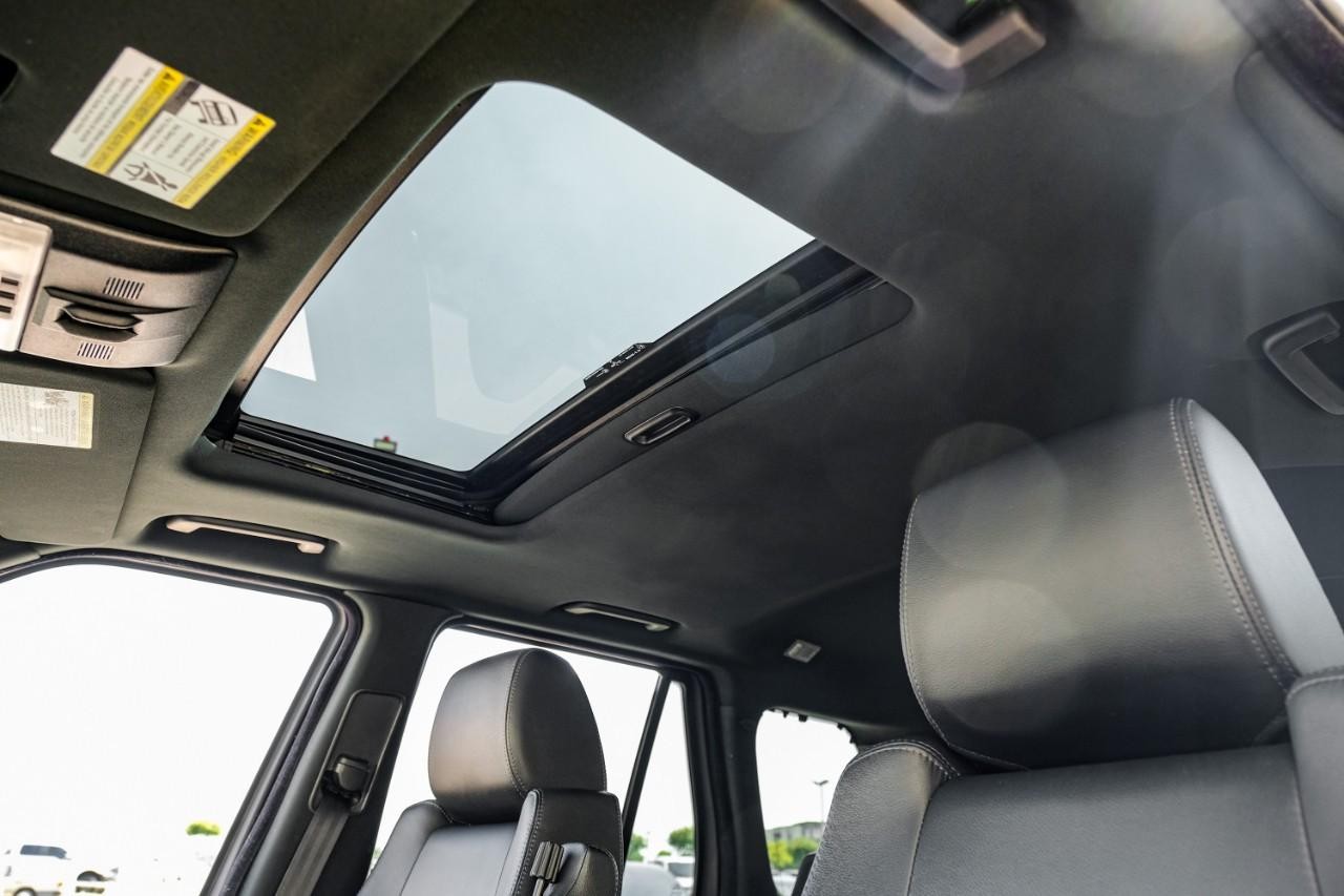 Land Rover Range Rover Sport Vehicle Main Gallery Image 05