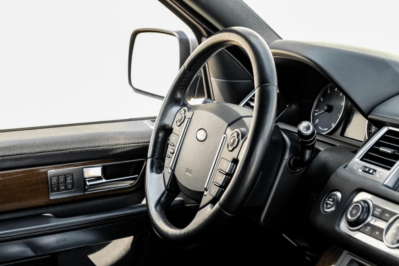 Land Rover Range Rover Sport Vehicle Main Gallery Image 14