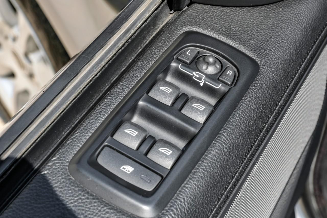 Land Rover Range Rover Sport Vehicle Main Gallery Image 39
