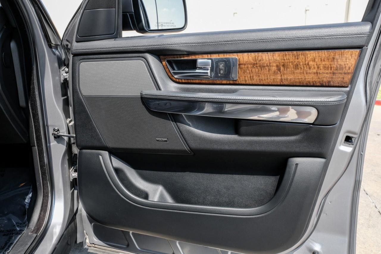 Land Rover Range Rover Sport Vehicle Main Gallery Image 40