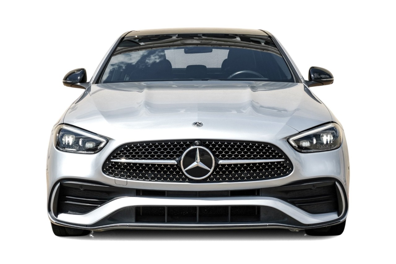 Mercedes-Benz C 300 Vehicle Main Gallery Image 06