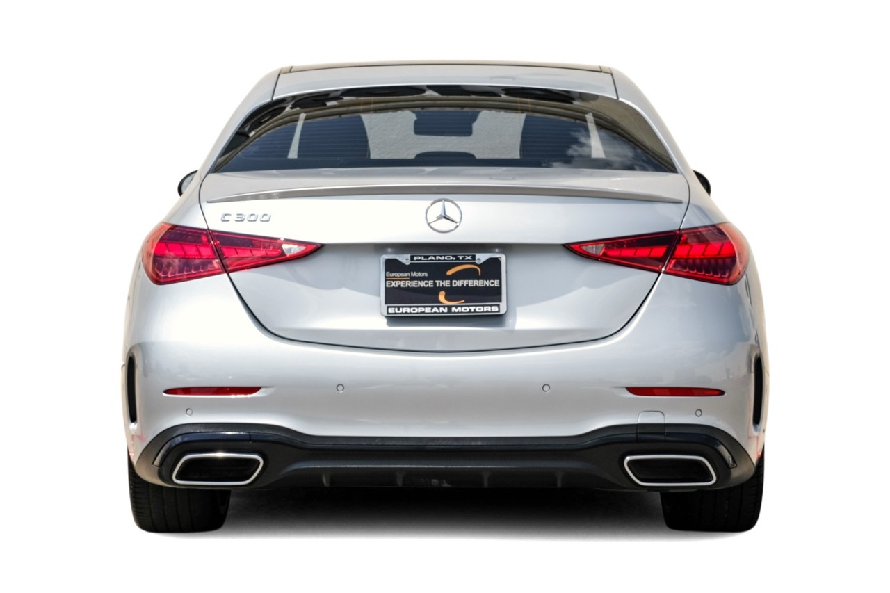 Mercedes-Benz C 300 Vehicle Main Gallery Image 10
