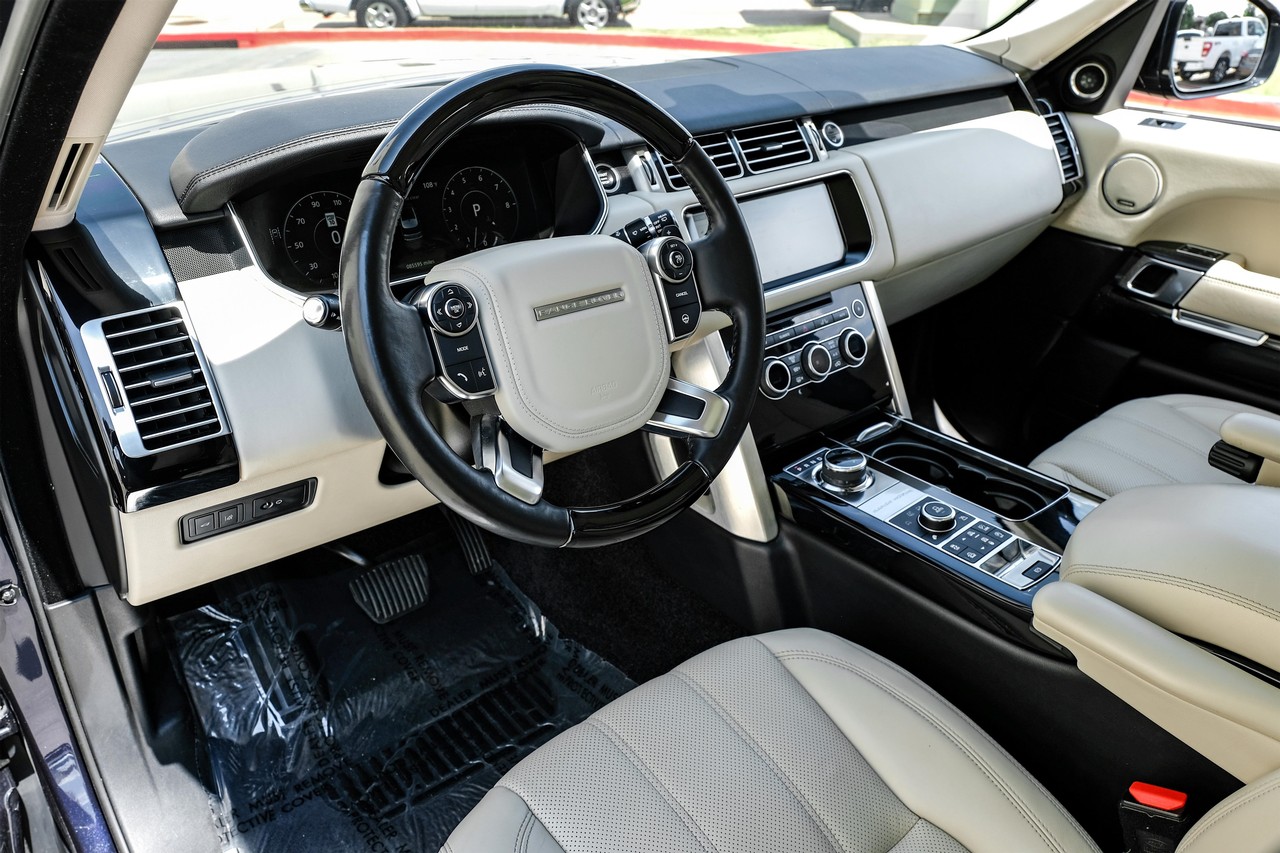Land Rover Range Rover Vehicle Main Gallery Image 03