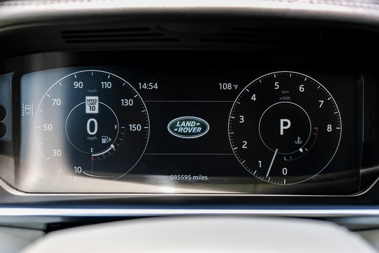 Land Rover Range Rover Vehicle Main Gallery Image 18