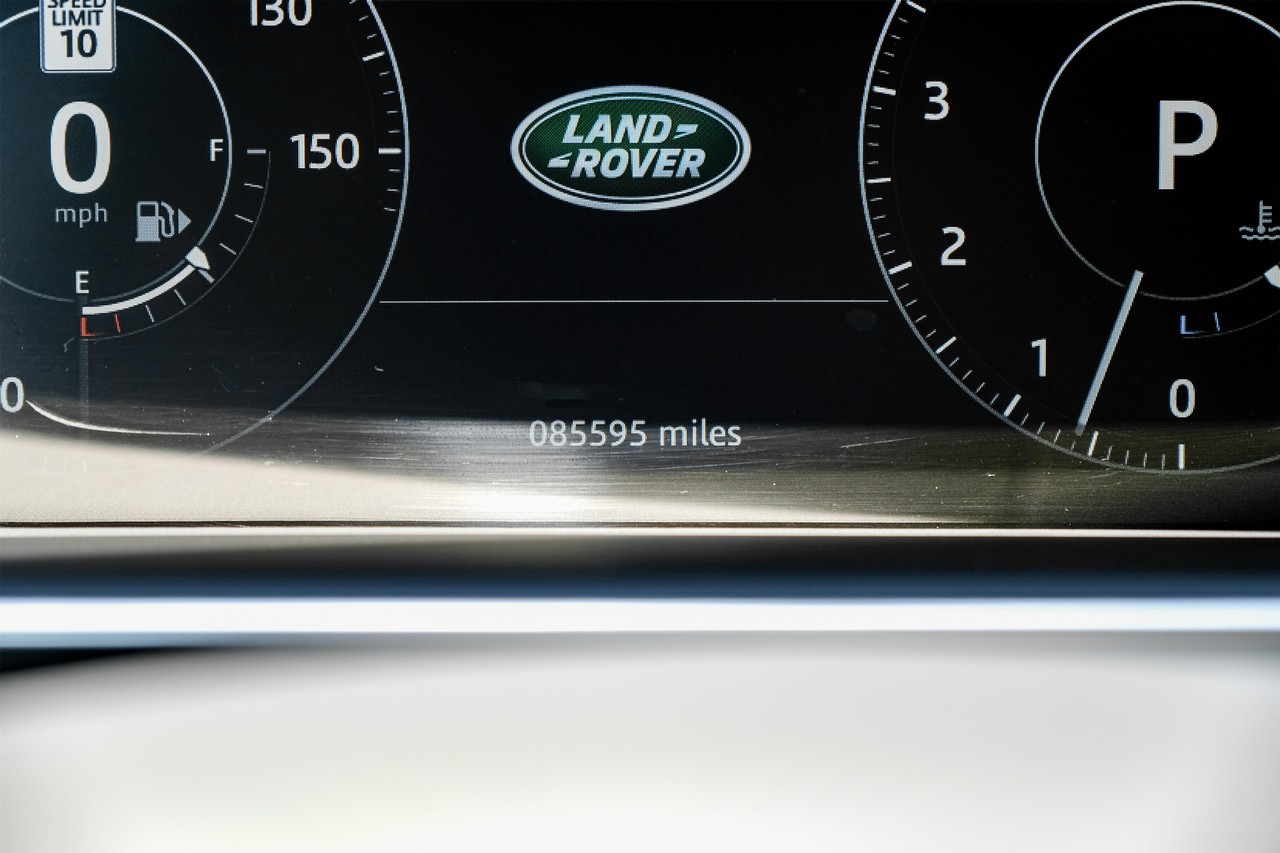 Land Rover Range Rover Vehicle Main Gallery Image 19