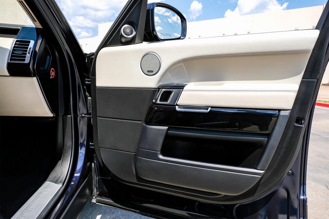 Land Rover Range Rover Vehicle Main Gallery Image 38
