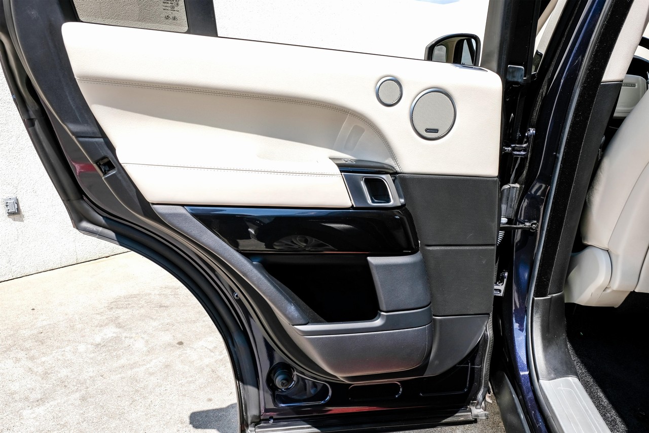 Land Rover Range Rover Vehicle Main Gallery Image 39