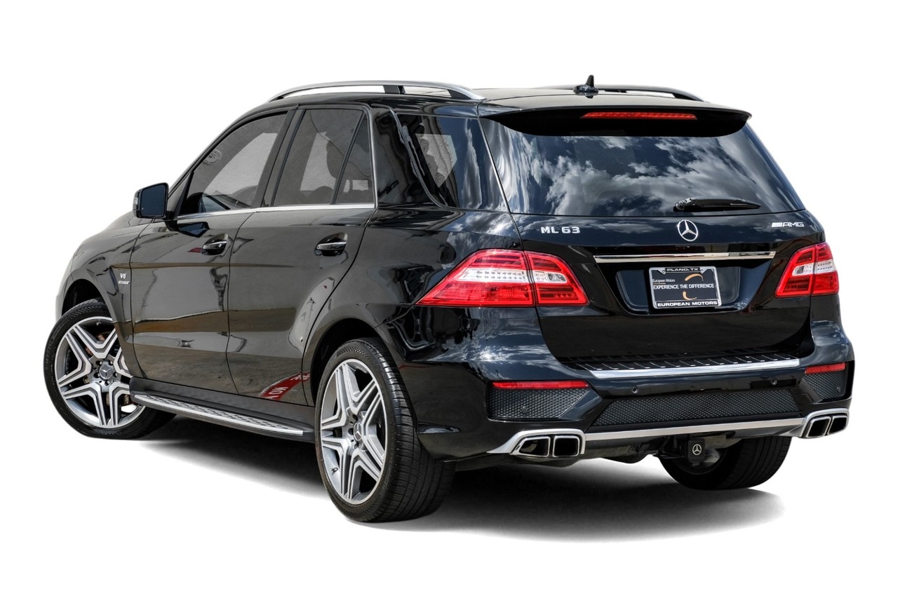 Mercedes-Benz ML 63 AMG Vehicle Main Gallery Image 11