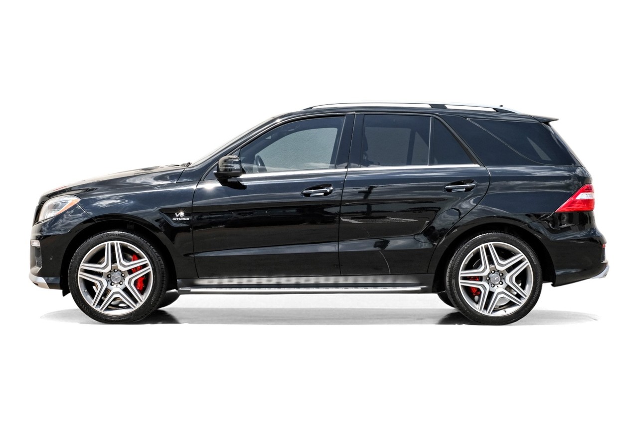 Mercedes-Benz ML 63 AMG Vehicle Main Gallery Image 12