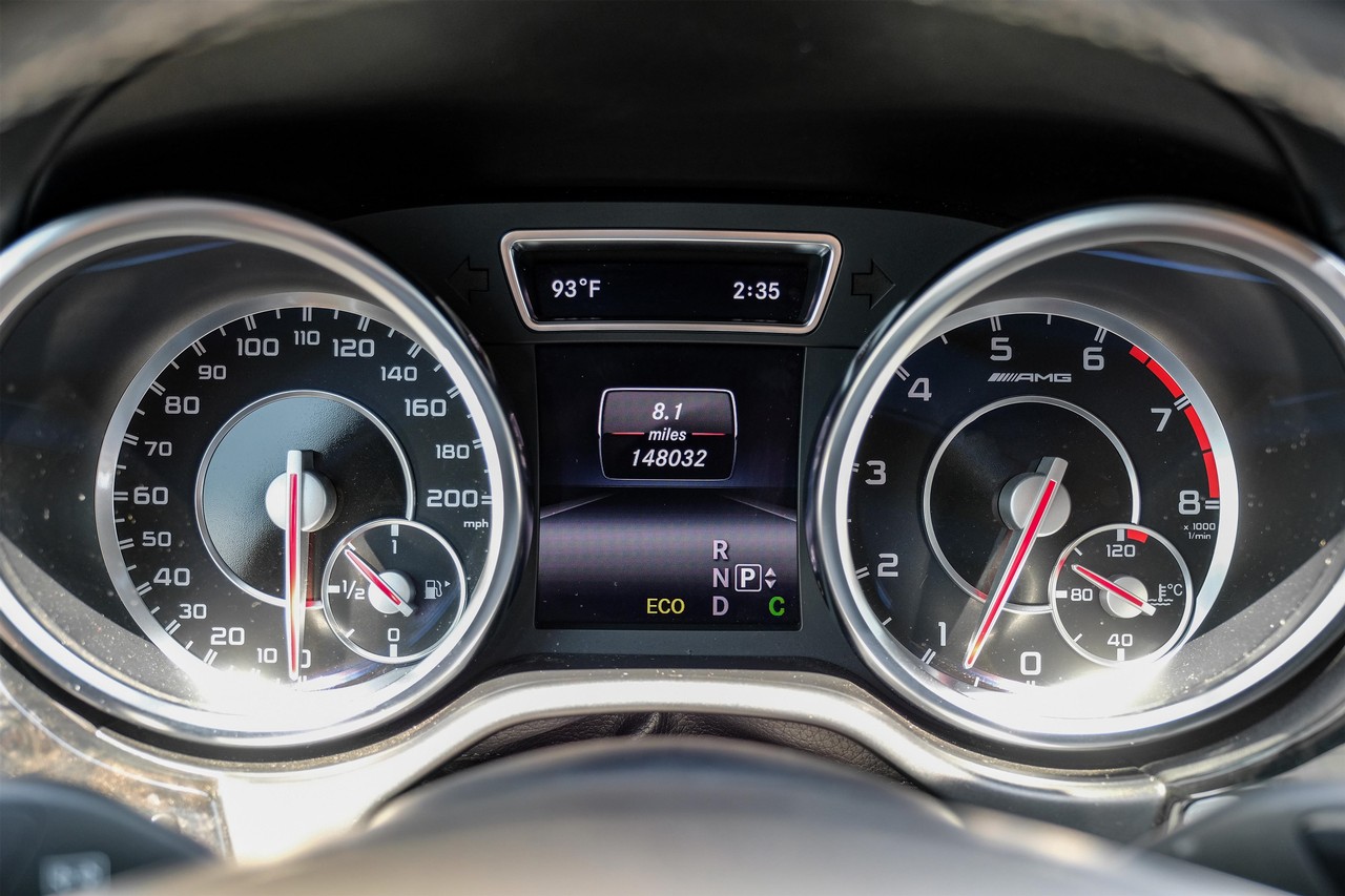 Mercedes-Benz ML 63 AMG Vehicle Main Gallery Image 20