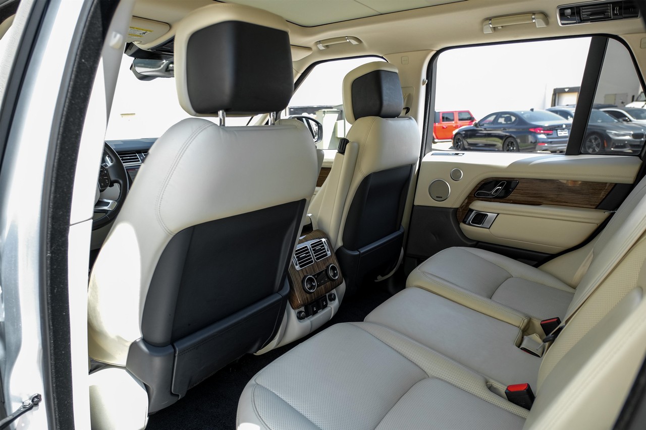 Land Rover Range Rover Vehicle Main Gallery Image 33