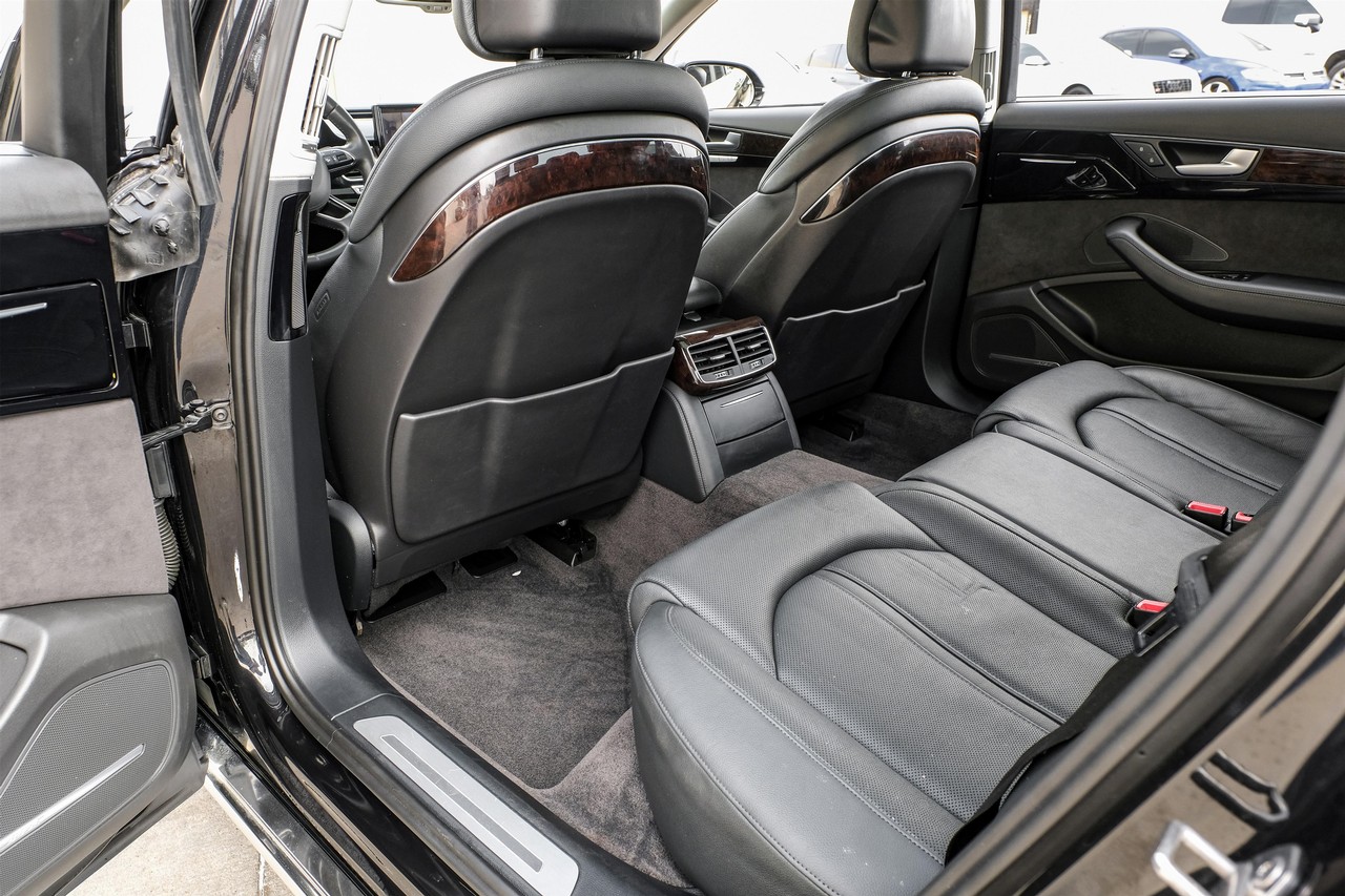 Audi A8 L Vehicle Main Gallery Image 38