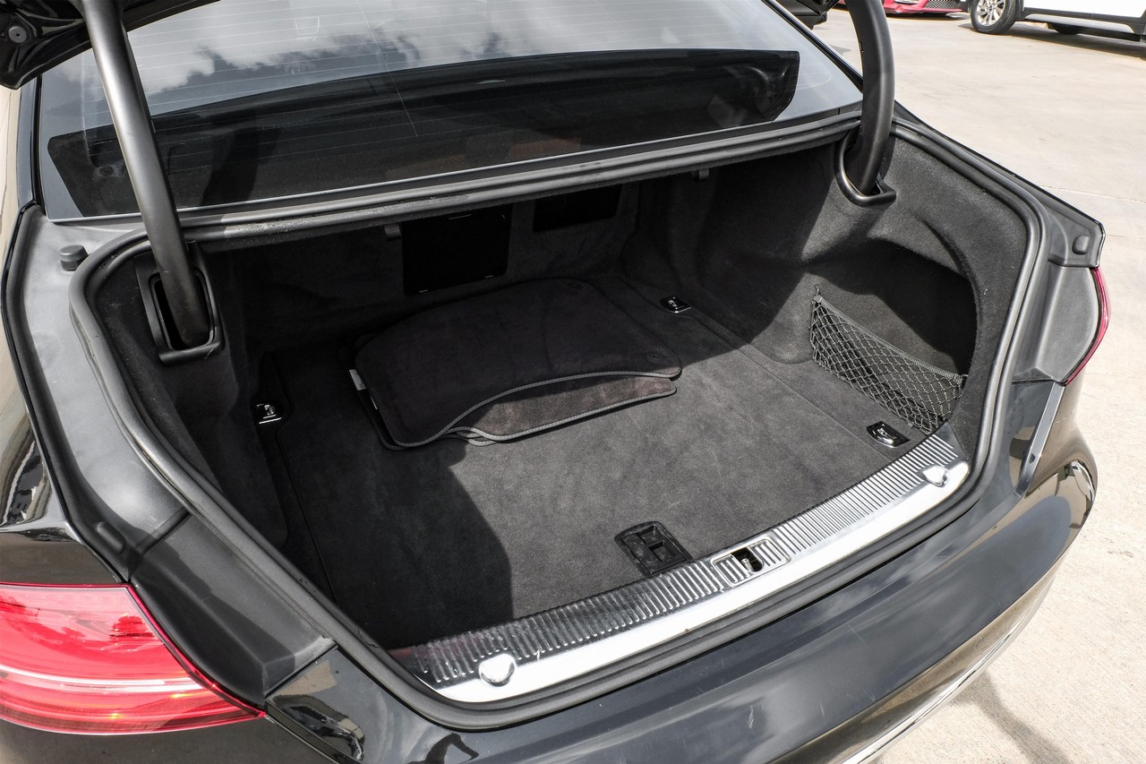 Audi A8 L Vehicle Main Gallery Image 52