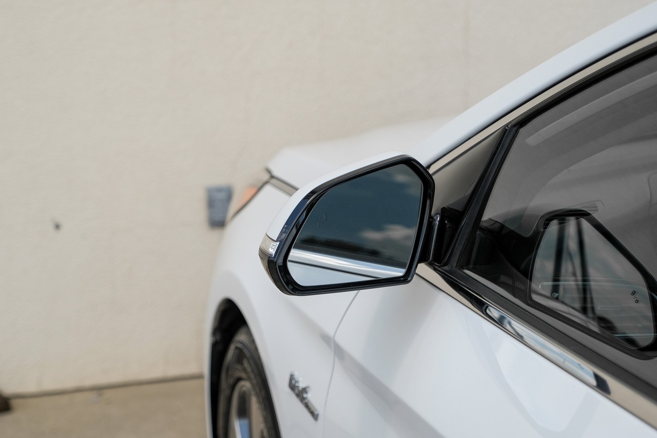Hyundai Sonata Hybrid Vehicle Main Gallery Image 39