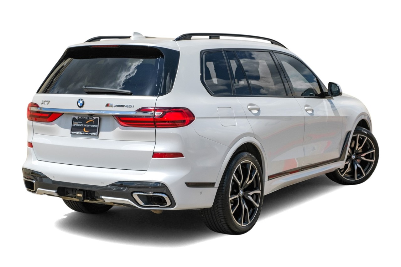 BMW X7 Vehicle Main Gallery Image 08
