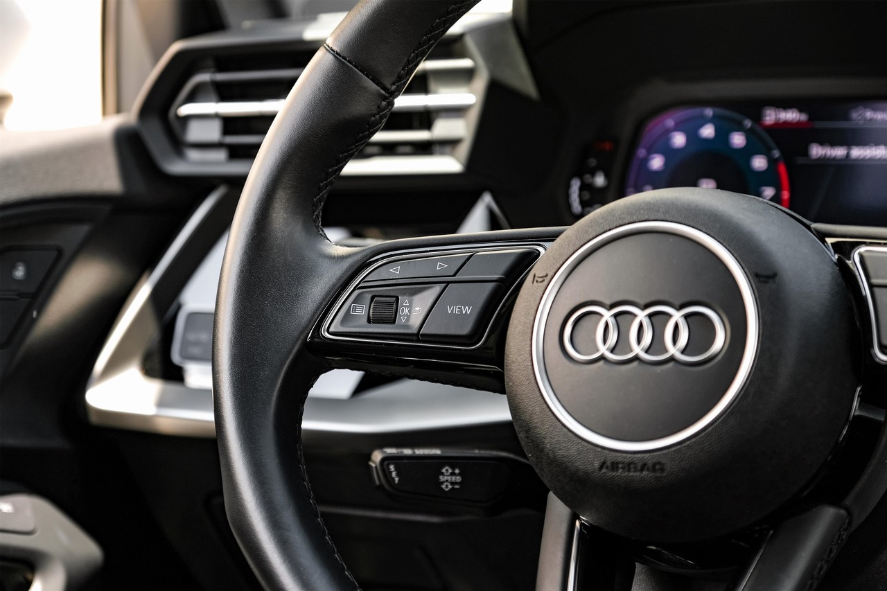 Audi A3 Vehicle Main Gallery Image 18