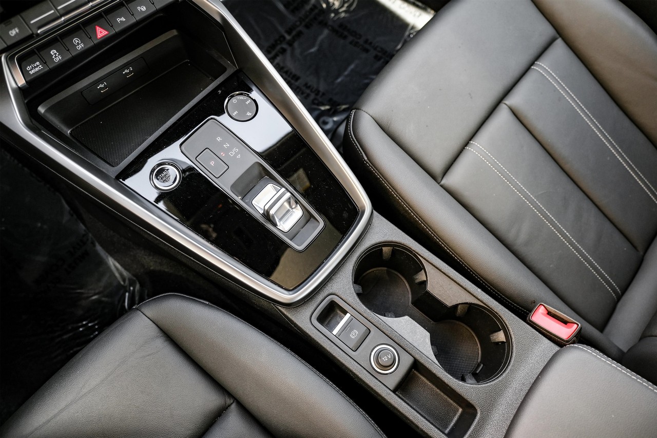 Audi A3 Vehicle Main Gallery Image 23