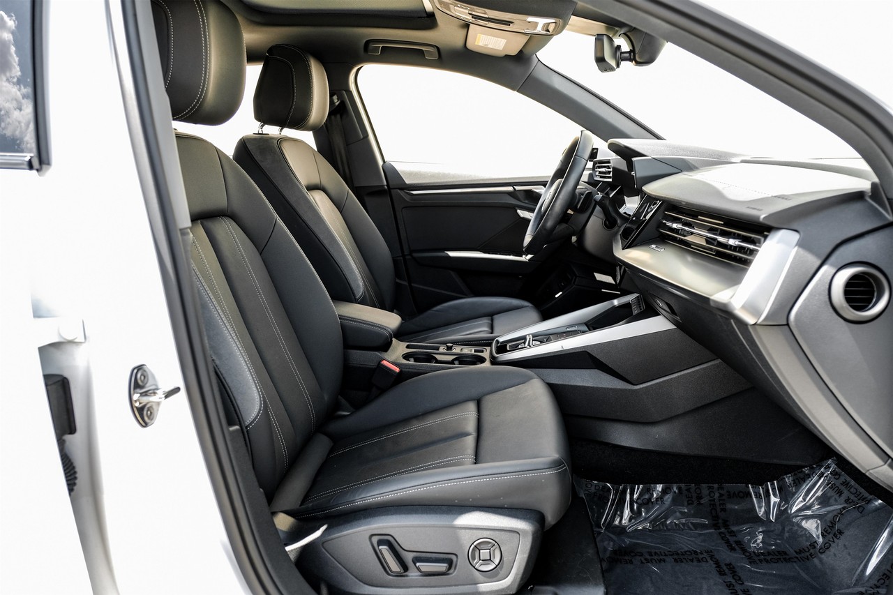 Audi A3 Vehicle Main Gallery Image 33
