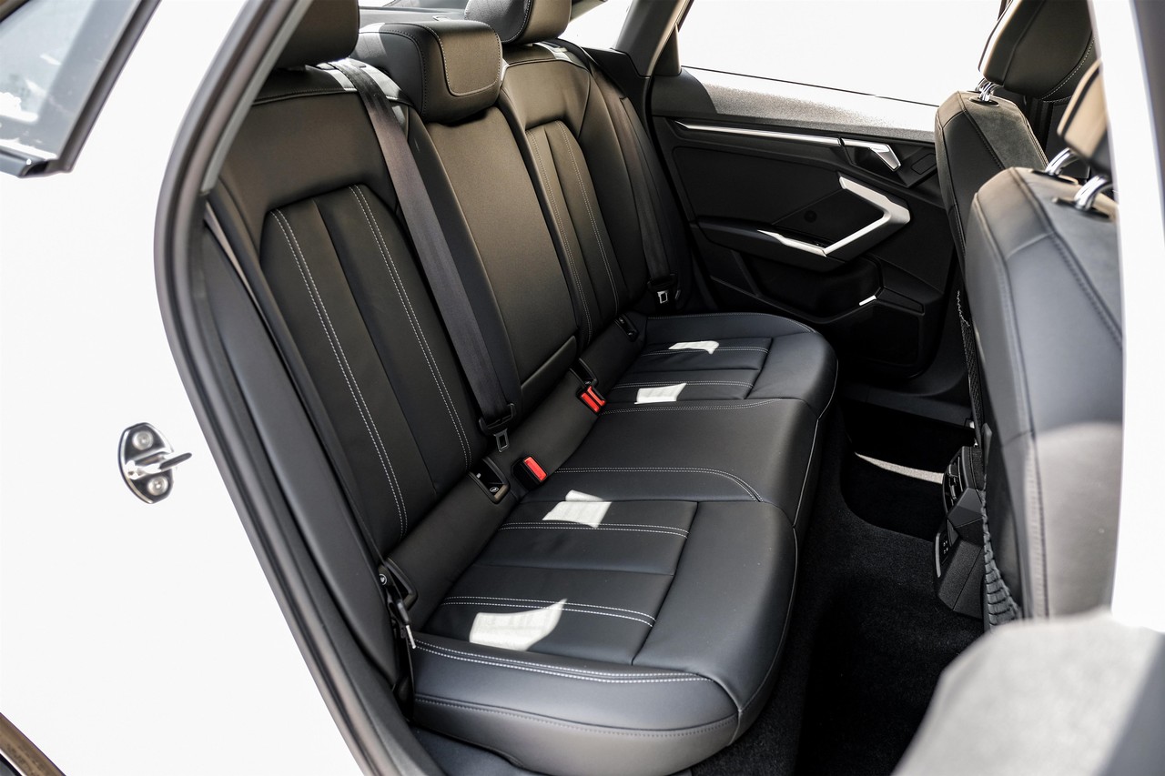 Audi A3 Vehicle Main Gallery Image 35
