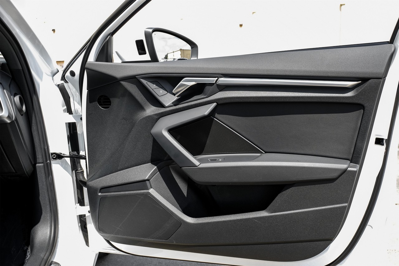 Audi A3 Vehicle Main Gallery Image 43