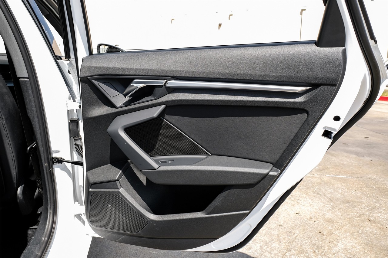 Audi A3 Vehicle Main Gallery Image 45